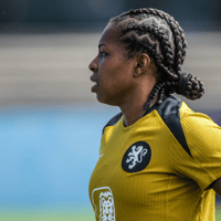 Lineth Beerensteyn tijdens de training van de Oranje Leeuwinnen