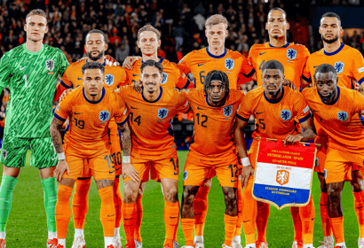 De opstelling van het Nederlands elftal tegen Spanje